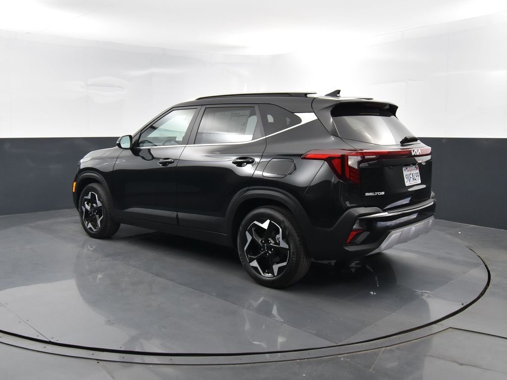Certified Used 2025 Fusion Black Kia EX image 30