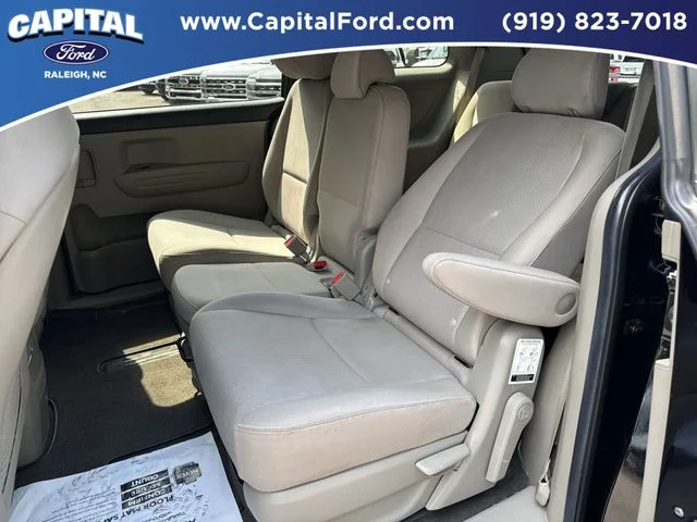 Used 2021 Black Kia LX image 17