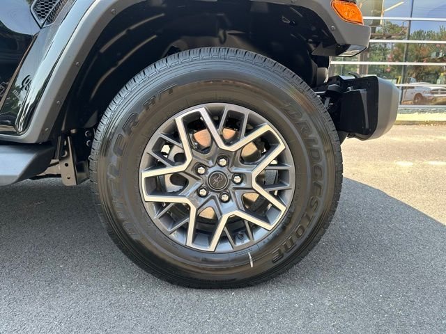 2025 Jeep Wrangler 4-Door Sahara - Photo 12