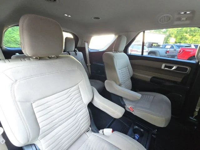 Used 2020 Gray Ford XLT image 18