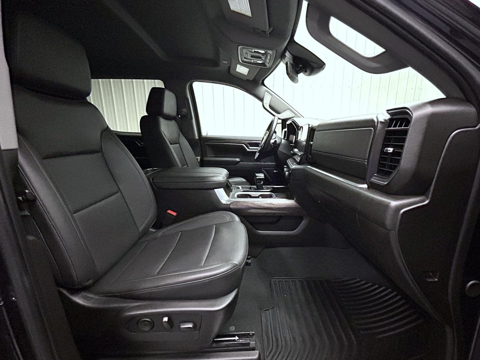 Used 2024 Gray Chevrolet LTZ image 15