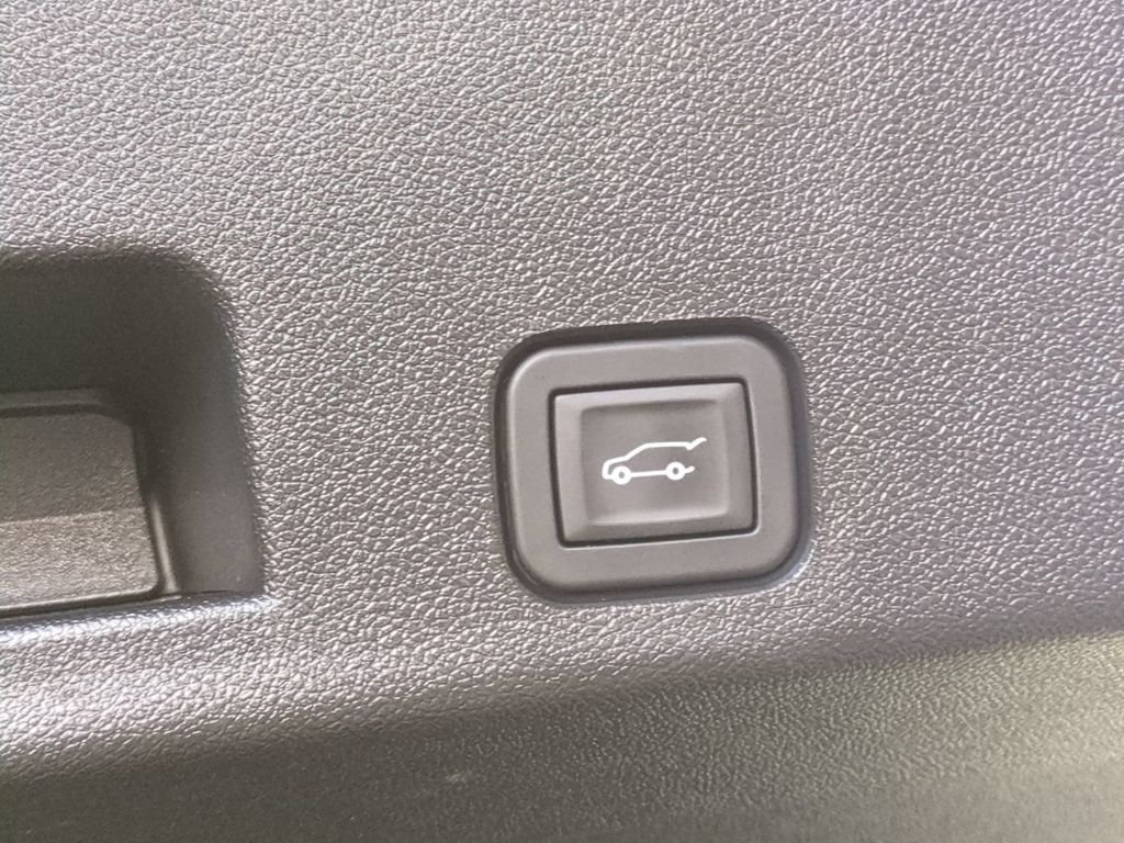 2026 Chevrolet Traverse LT - Photo 15