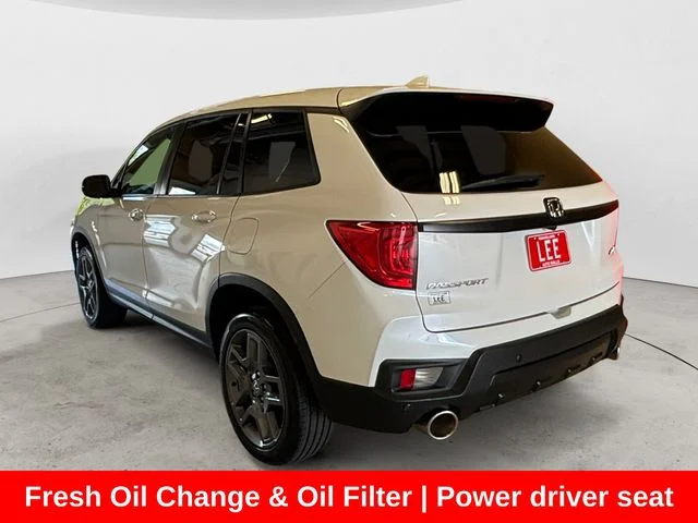 Used 2023 White Honda EX-L image 3