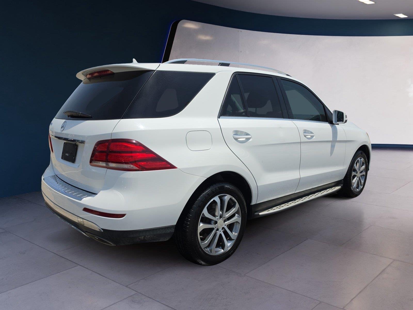 Used 2016 designo Diamond White Metallic Mercedes-Benz GLE 350 image 5