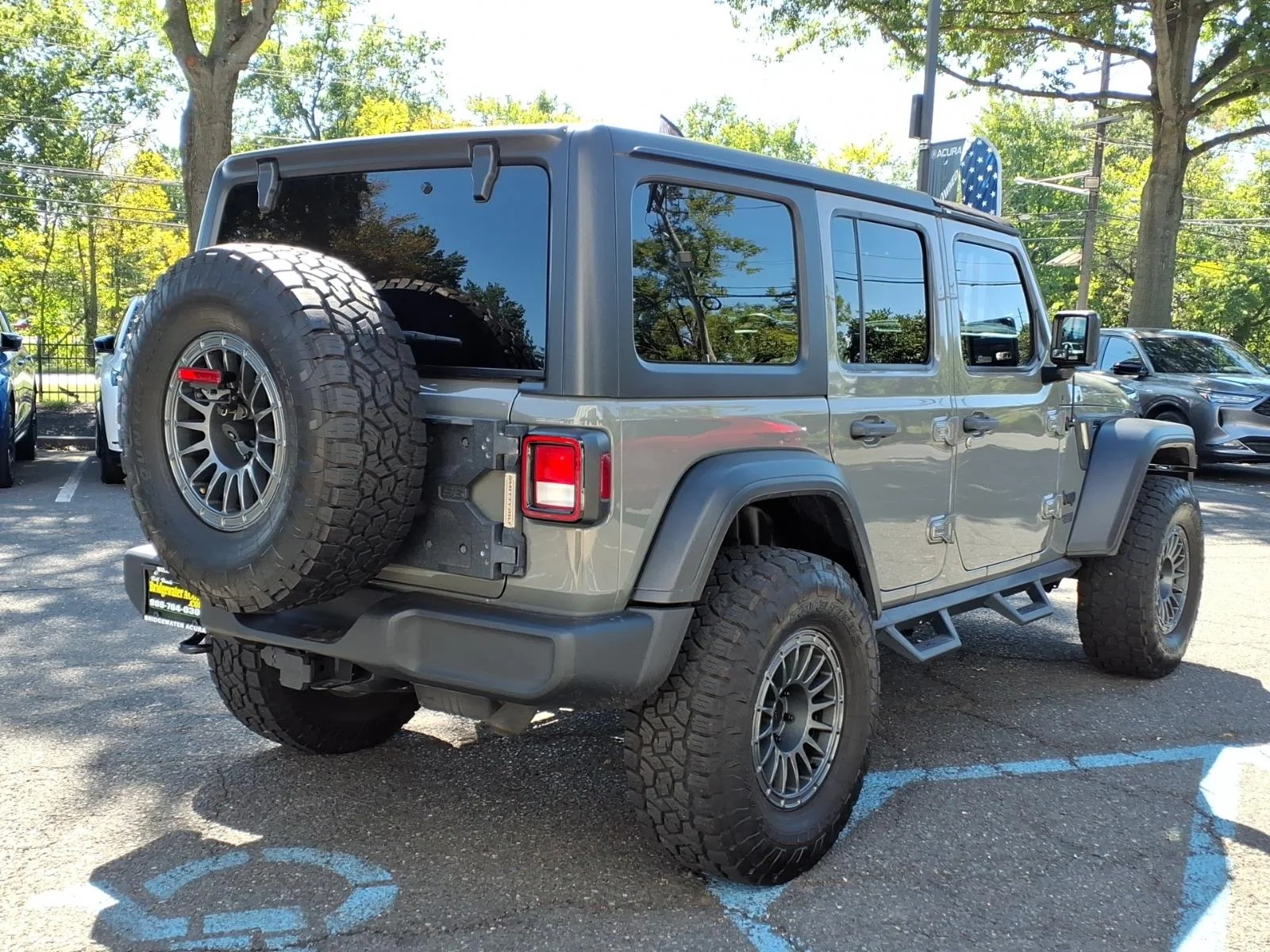 Used 2020 GRAY Jeep Sport S image 6