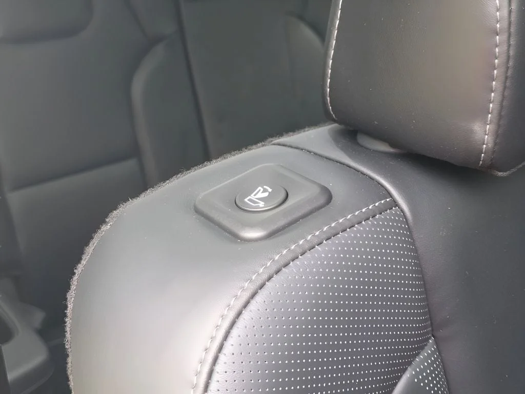 Used 2025 Wolf Gray Kia SX-Prestige X-Line image 8