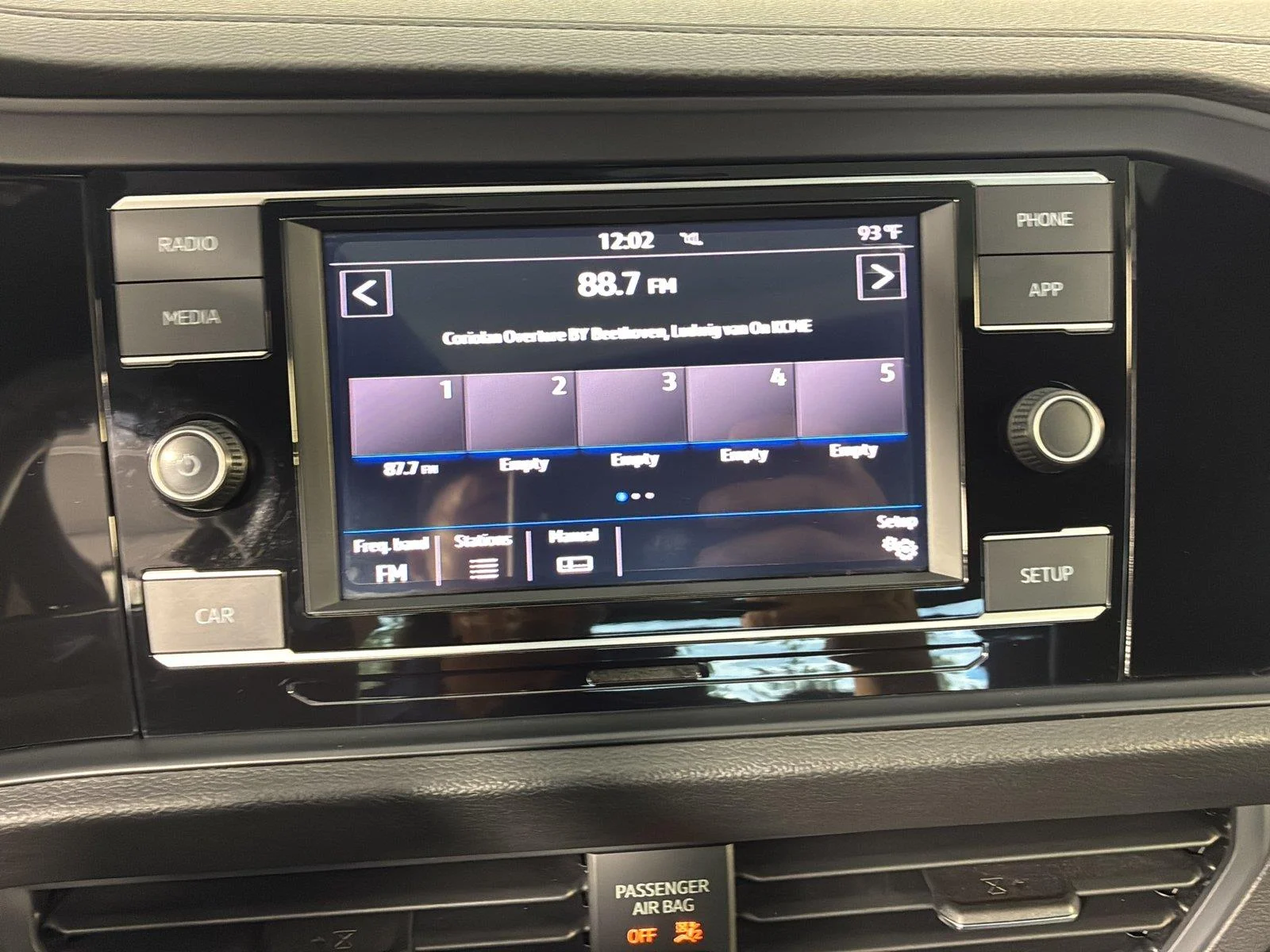 Used 2019 Platinum Gray Metallic Volkswagen R-Line image 19