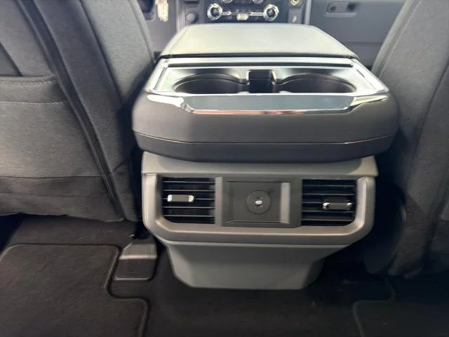 New 2026 Oxford White Ford XLT image 31