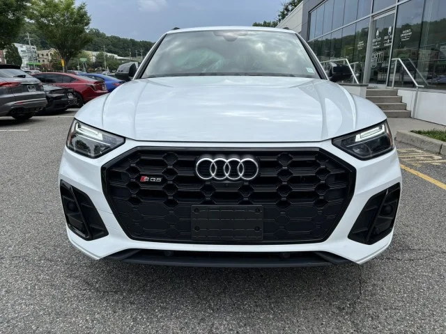 Used 2023 Ibis White Audi Premium Plus image 3