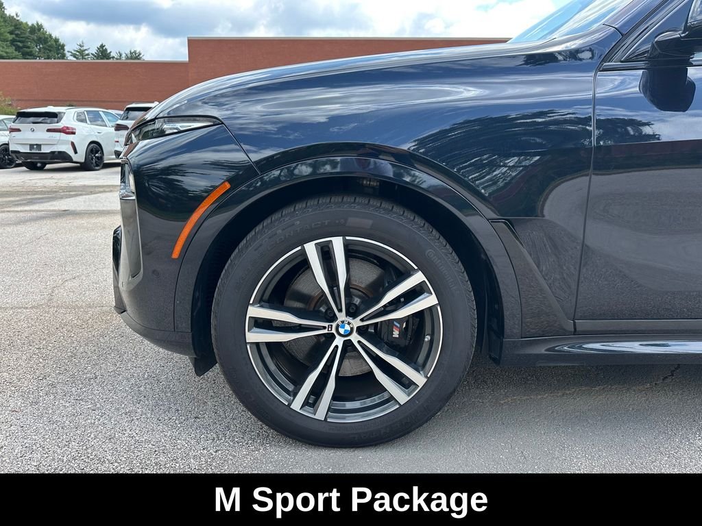 Used 2024 Black BMW xDrive40i image 11