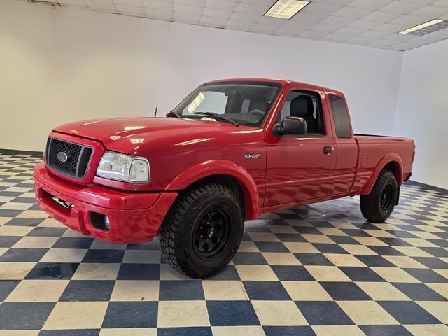 Used 2004 Red Ford Edge image 3