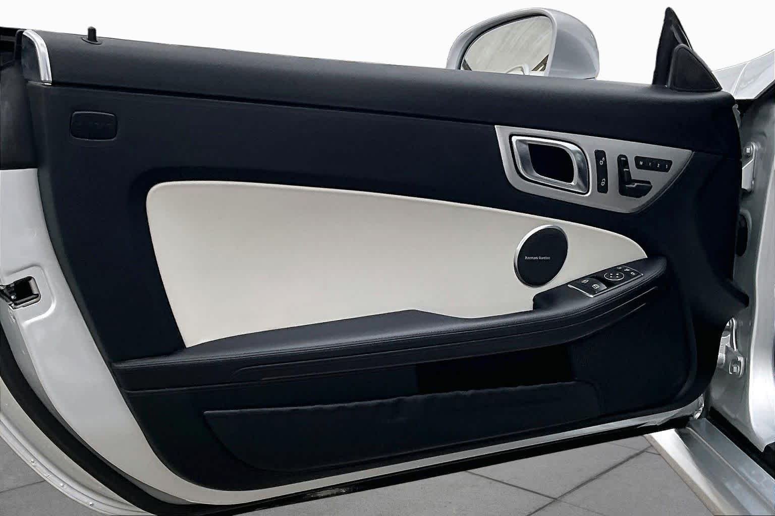 Used 2014 Iridium Silver Metallic Mercedes-Benz SLK 350 image 20
