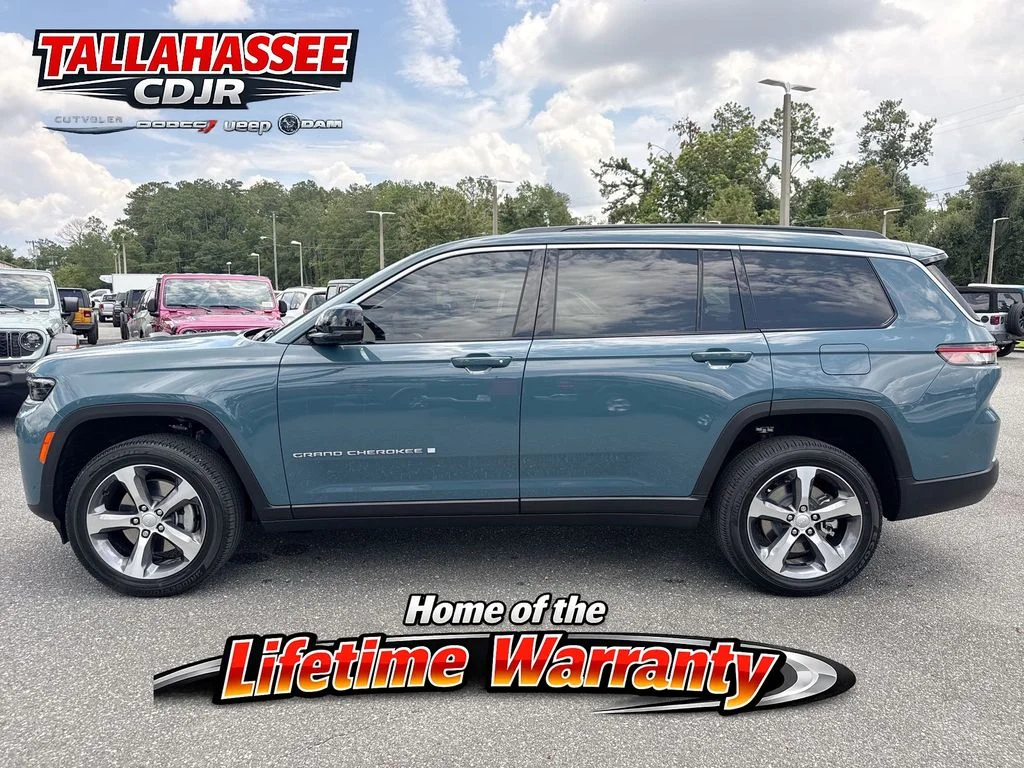 New 2026 Steel Blue Exterior Paint Jeep Limited image 8