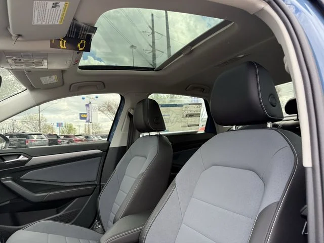 New 2026 Blue Volkswagen 1.5T SE image 21