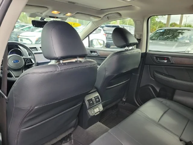 2019 Subaru Outback Limited - Photo 17