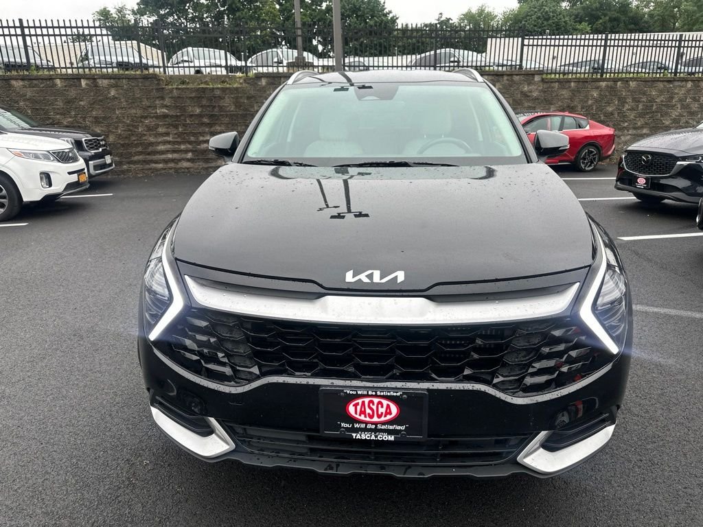 Used 2024 Black Kia EX image 7