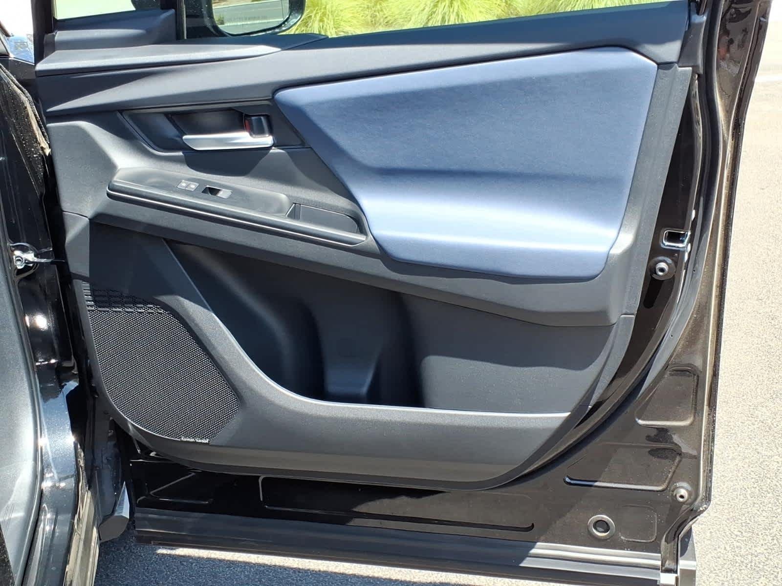 New 2026 CRYSTAL BLACK SILICA Subaru Touring image 19