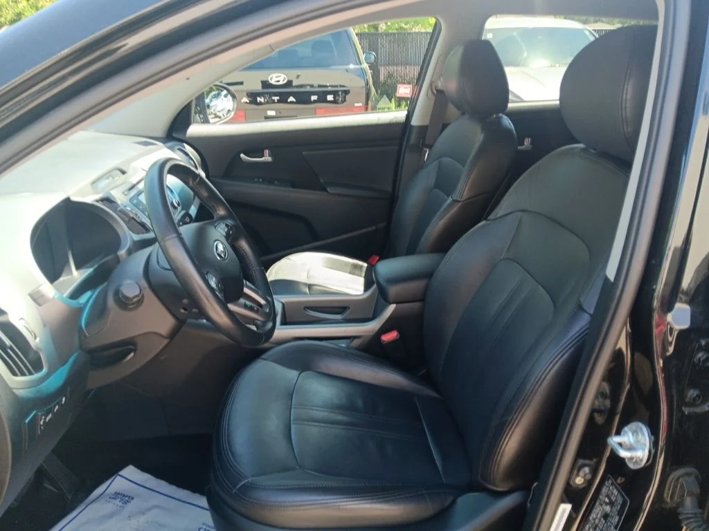 Used 2015 Black Cherry Kia EX image 11