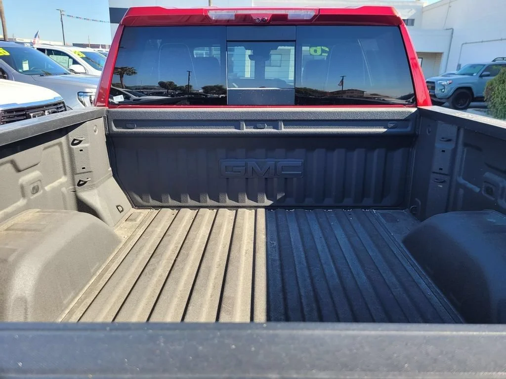 2026 GMC Sierra 1500 AT4X - Photo 6