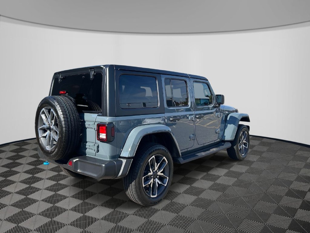 Used 2024 Gray Jeep Sport S 4xe image 5