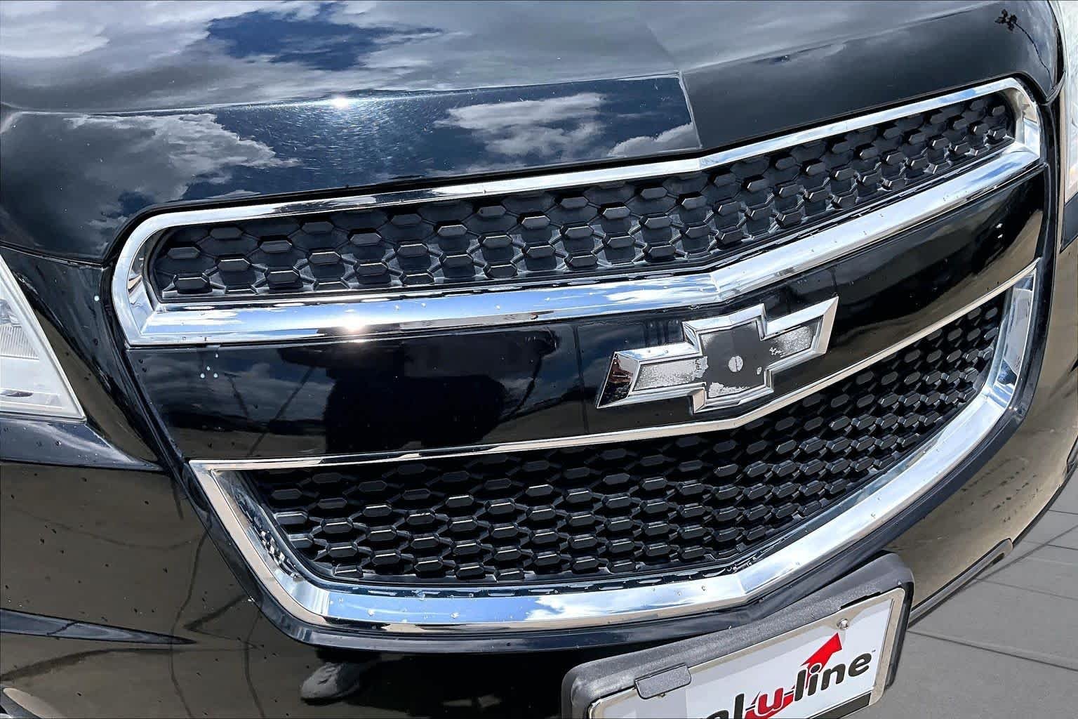 Used 2014 Black Chevrolet LS image 29