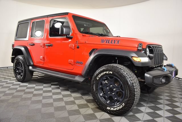Used 2023 Red Jeep 4x4 image 13