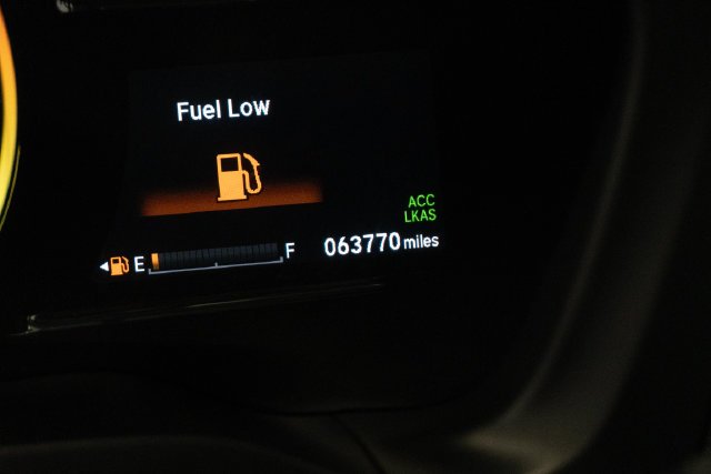 Used 2022 Silver Honda EX-L image 12