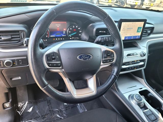 Used 2022 Red Ford XLT image 6