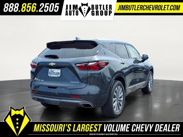 Used 2022 IRON GRAY METALLIC Chevrolet Premier image 23