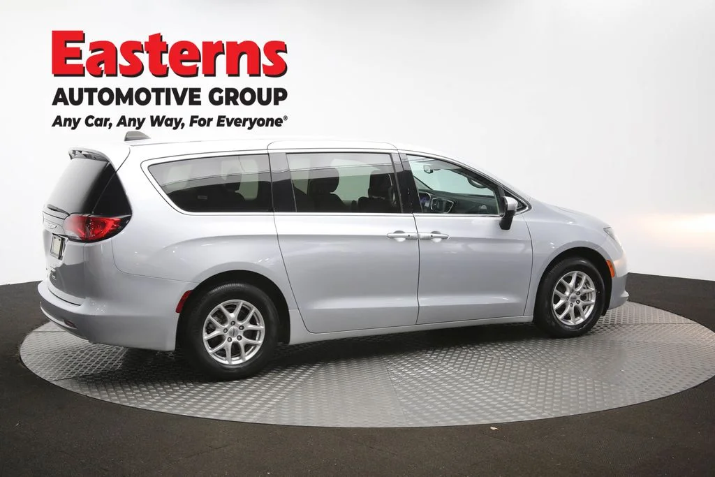 Used 2023 Silver Chrysler LX image 43