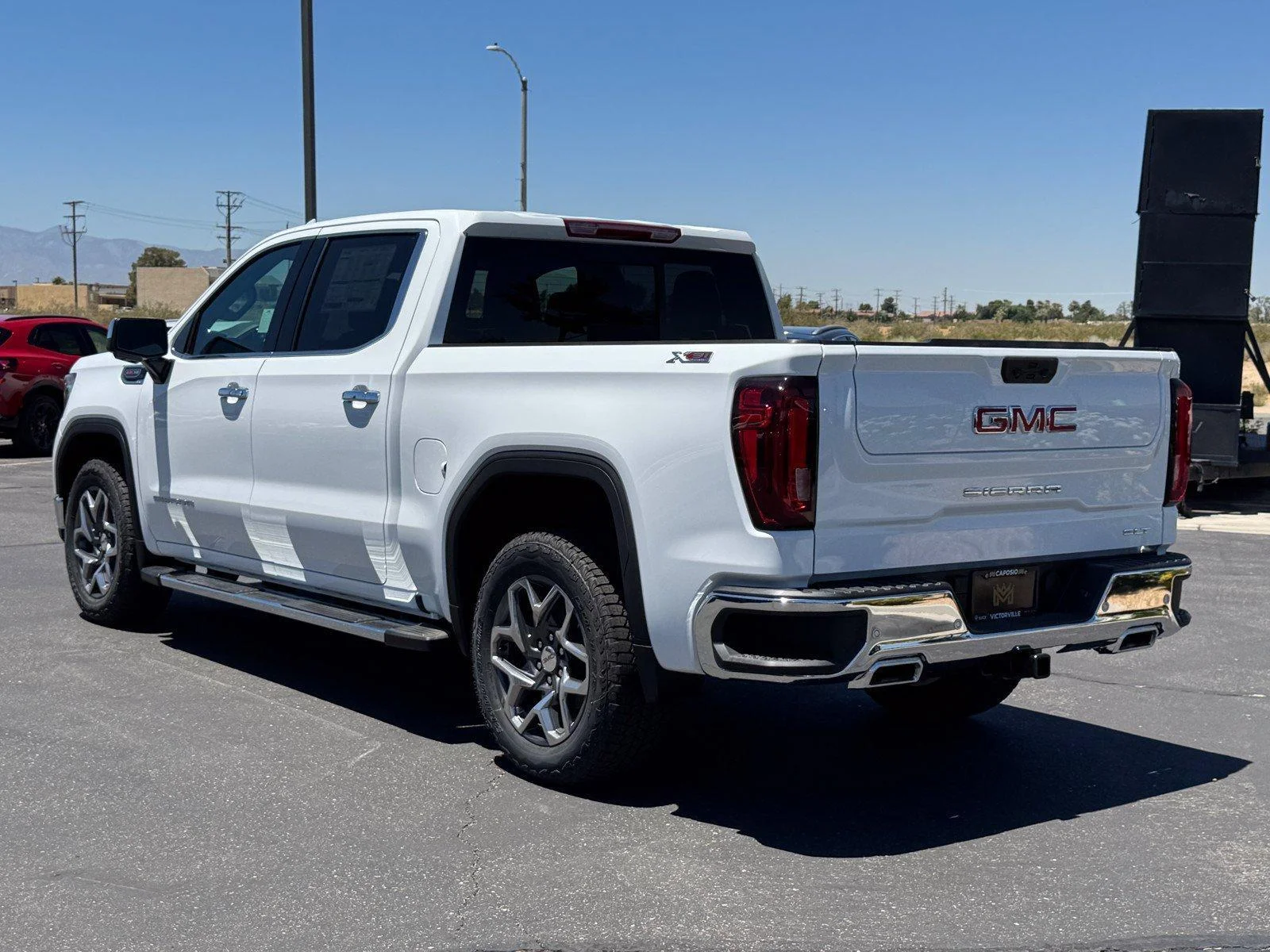 New 2026 Summit White GMC SLT image 4