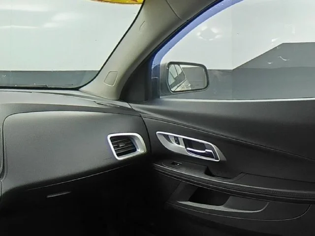 2016 Chevrolet Equinox LS - Photo 40