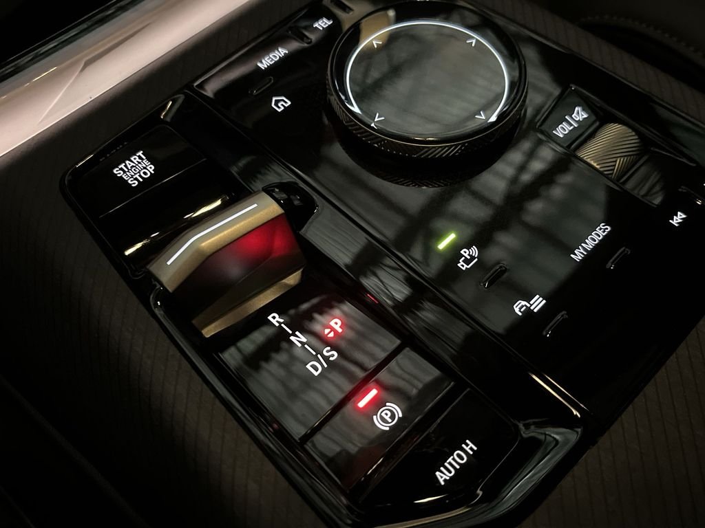 2025 BMW X3 30 - Photo 20