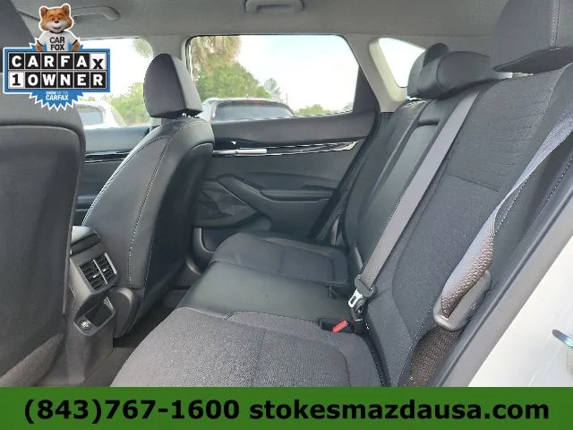 Used 2023 White Kia S image 19
