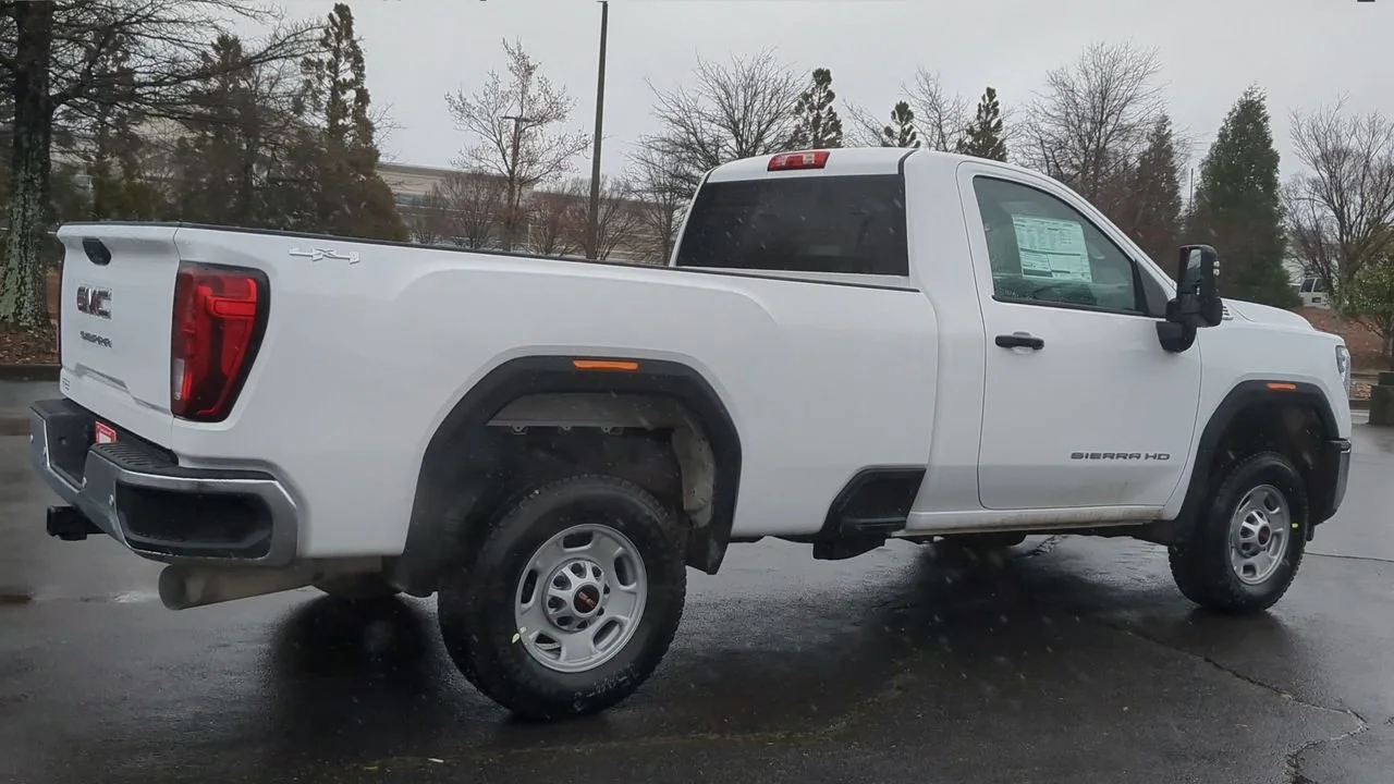 2025 GMC Sierra 2500HD Pro - Photo 8