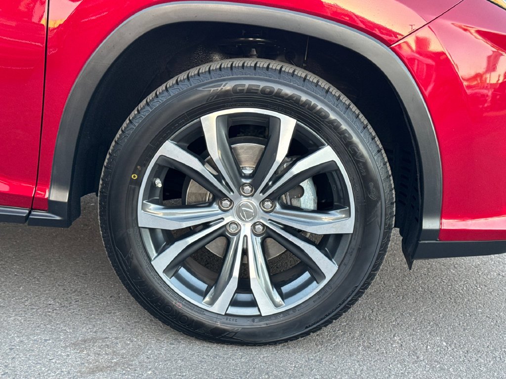 Used 2016 Red Lexus 350 image 7