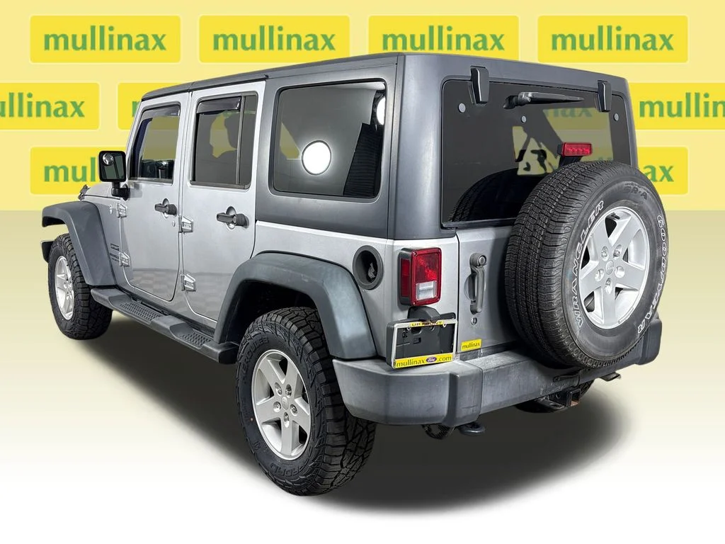 Used 2016 Silver Jeep Unlimited Sport image 12