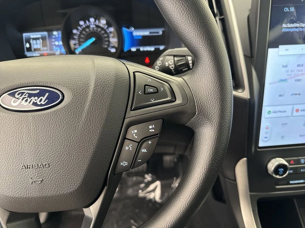 New 2024 Blue Ford SE image 11