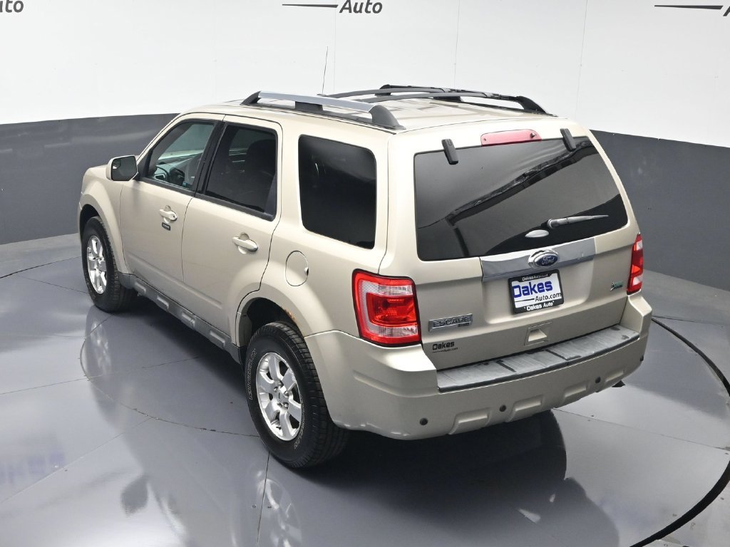 Used 2011 Gold Leaf Metallic Ford Limited image 47