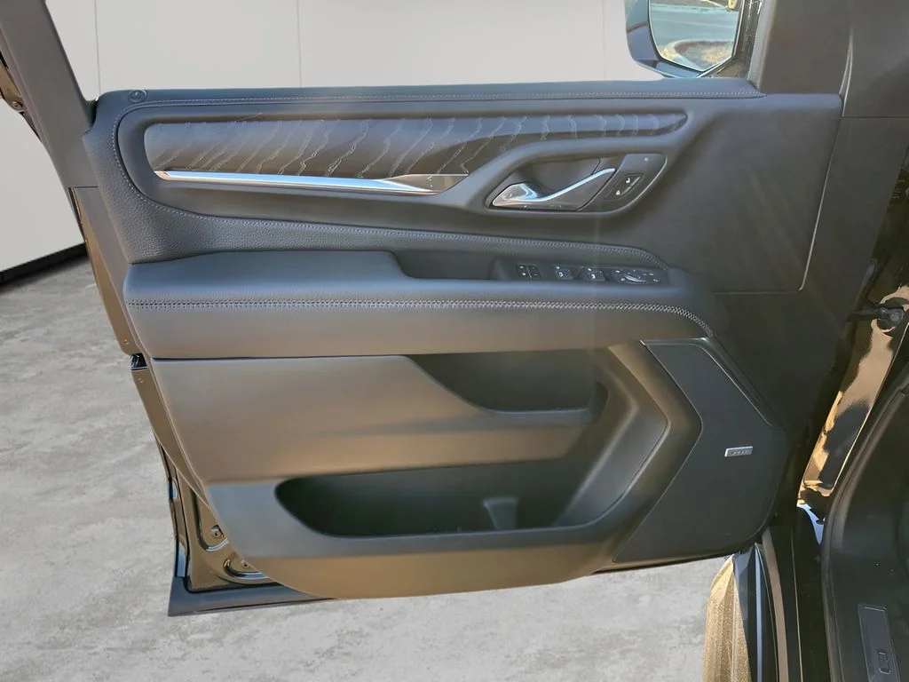 Used 2024 Black GMC Denali image 28