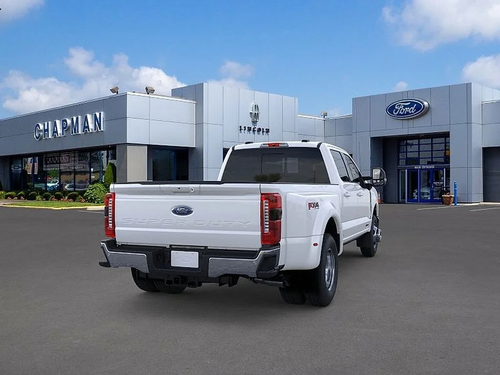 New 2026 Star White Metallic Tri-Coat Ford F-350® Lariat® image 8