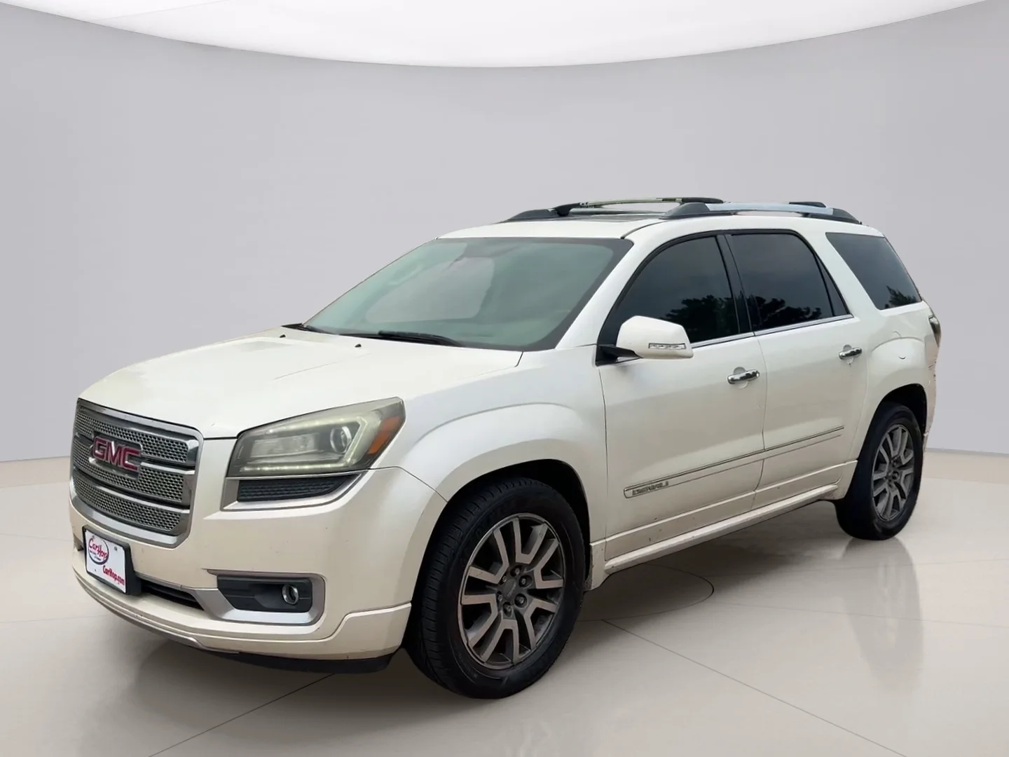 Used 2014 White Gmc DENALI image 1