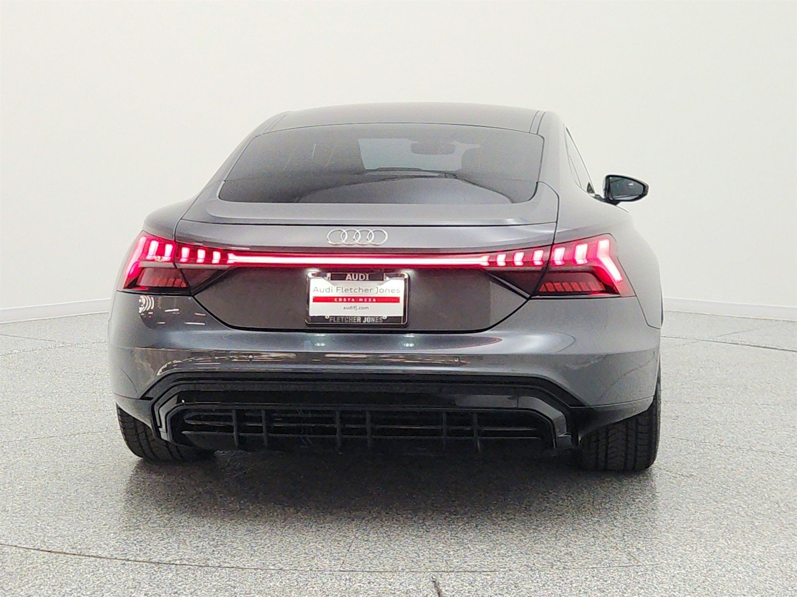 Used 2022 Daytona Gray Pearl Effect Audi Prestige quattro image 6