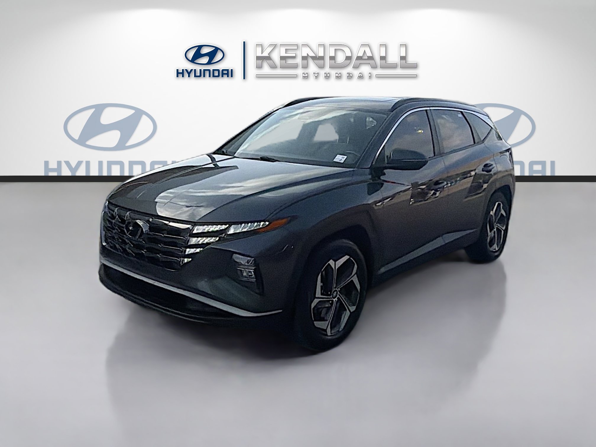 Used 2022 Portofino Gray Hyundai SEL image 3