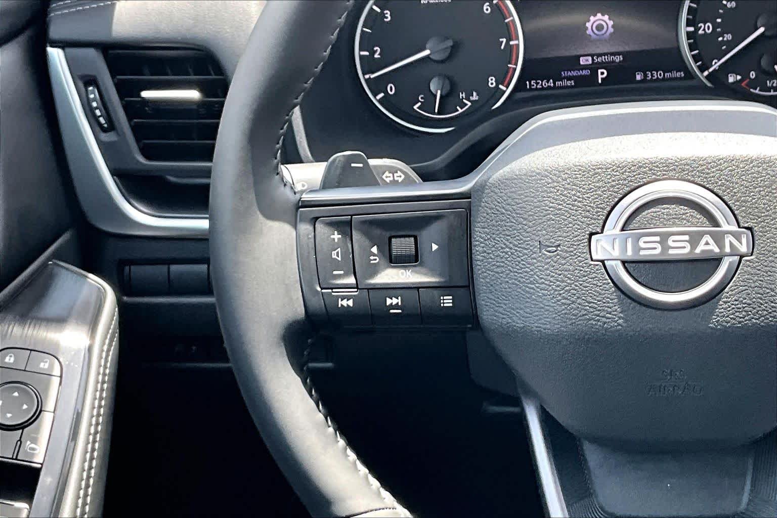 Used 2026 Deep Ocean Blue Pearl Nissan SV image 23