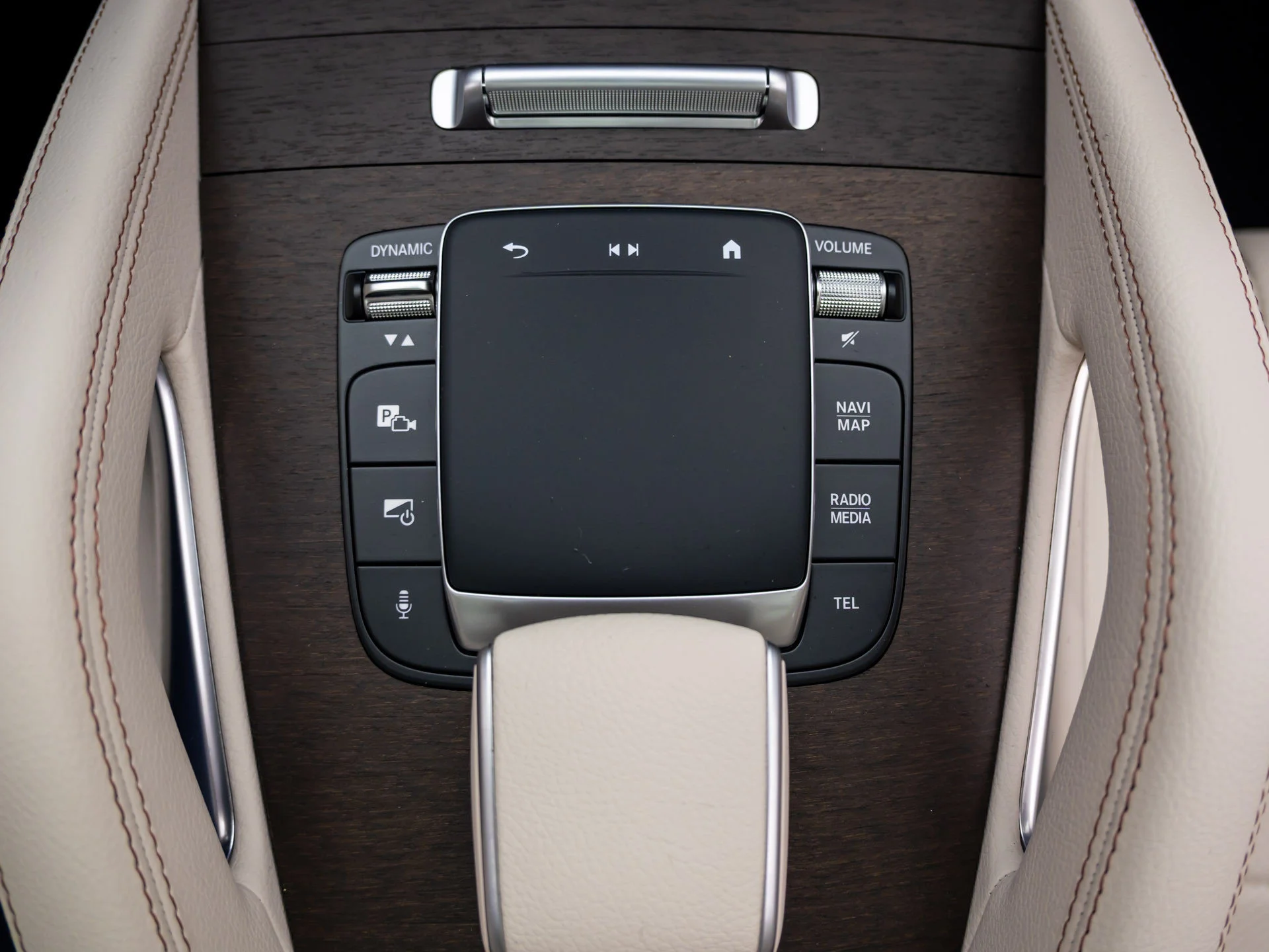 New 2027 White Mercedes-Benz GLS 450 image 23
