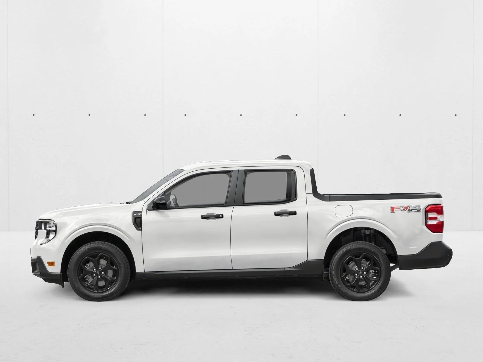 New 2026 Oxford White Ford XLT image 35