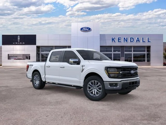 New 2026 Oxford White Ford XLT image 7