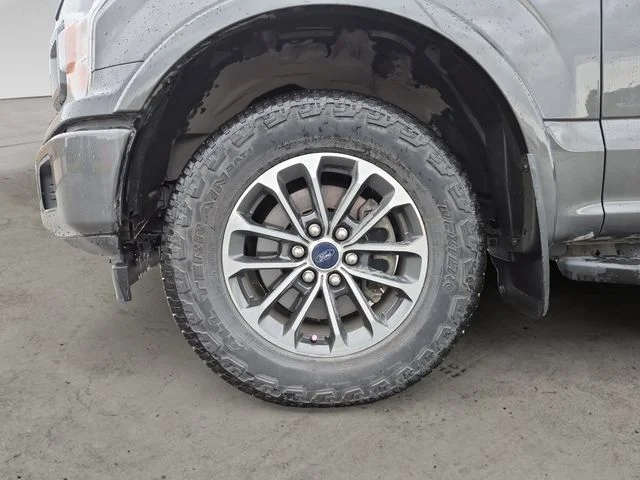 Used 2018 Magnetic Ford XLT image 9