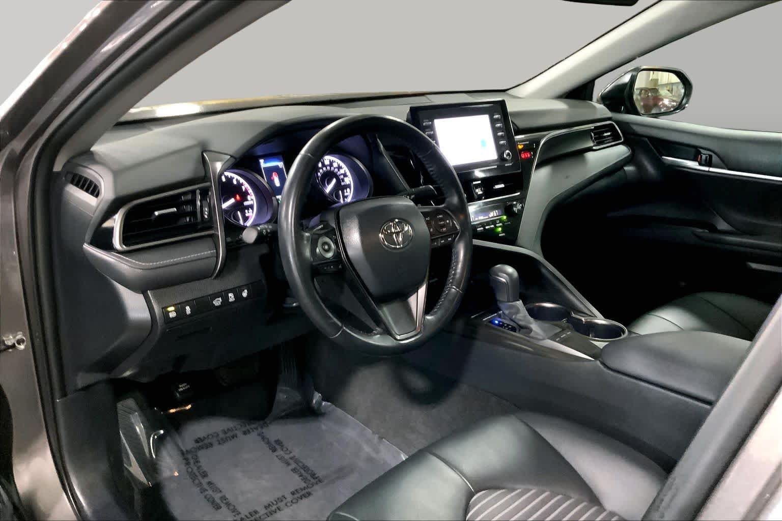 Used 2024 Predawn Gray Mica Toyota SE image 18